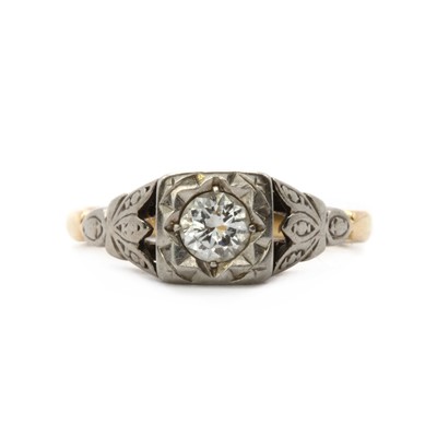 Lot 56 - A gold single stone diamond ring