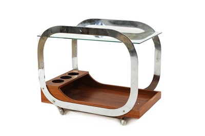 Lot 405 - A chrome and mirrored glass drinks trolley