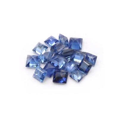 Lot 237 - A quantity of unmounted step cut sapphires
