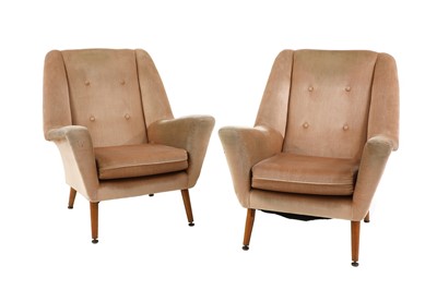 Lot 289 - A pair of armchairs