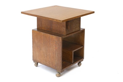 Lot 164 - An Art Deco oak table