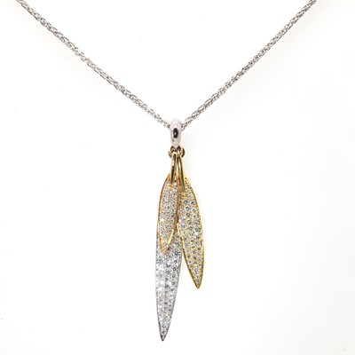 Lot 340 - An 18ct three colour gold diamond set graduated feather necklace