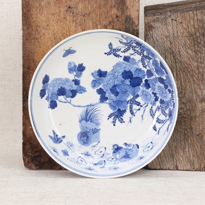 Lot 93 - A Chinese blue and white plate
