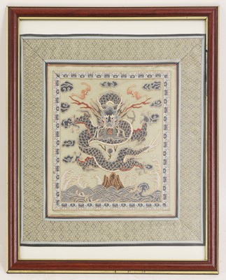 Lot 178 - A Chinese embroidered textile