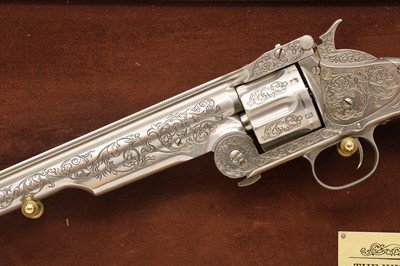 Lot 334 - A replica 'Wyatt Earp' .44 revolver