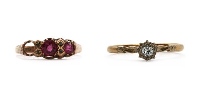 Lot 1532 - Two gold rings