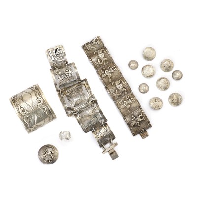 Lot 1563 - A collection of South American silver jewellery