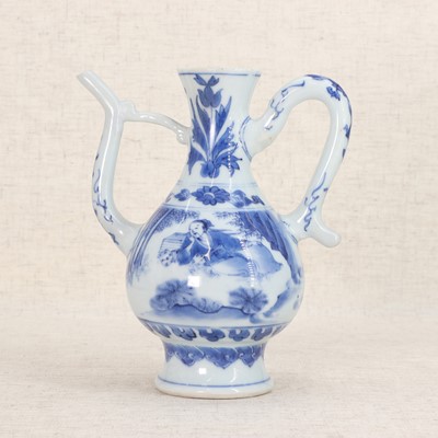 Lot 19 - A Chinese blue and white ewer