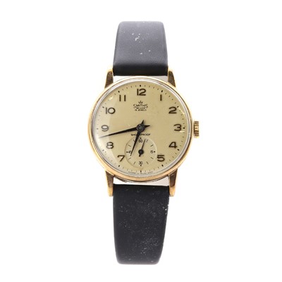 Lot 1438 - A 9ct gold Smiths 'De Luxe' mechanical strap watch