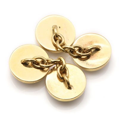 Lot 96 - A pair of reverse painted crystal intaglio or Essex crystal chain link cufflinks