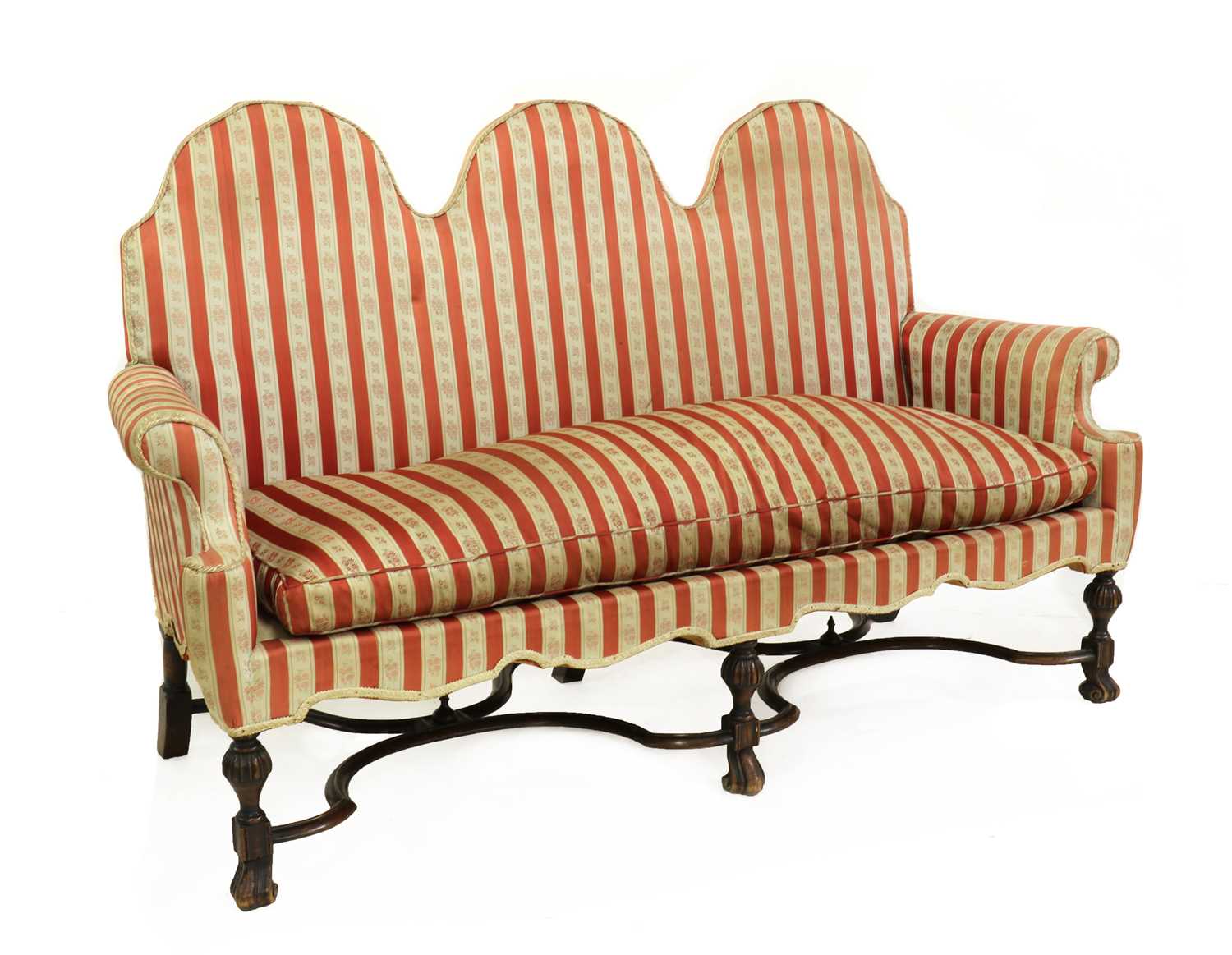 Lot 559 - A Queen Anne style sofa