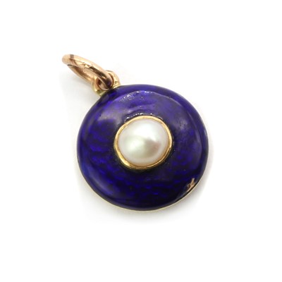 Lot 31 - A gold split pearl and enamel pendant