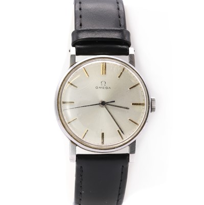 Lot 340 - A stainless steel Omega mechanical strap watch, c.1939