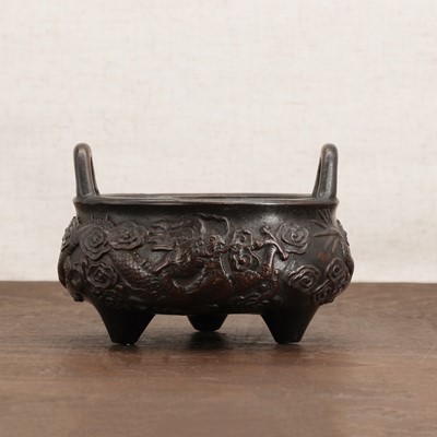 Lot 226 - A Chinese bronze incense burner