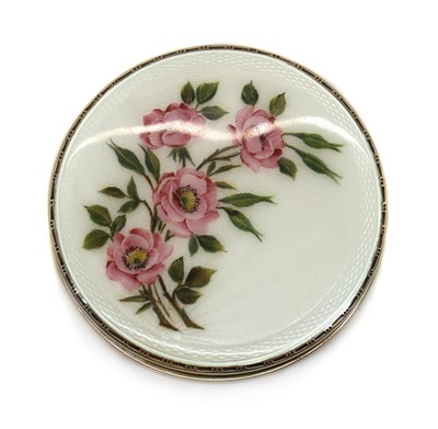 Lot 7 - An enamelled silver compact