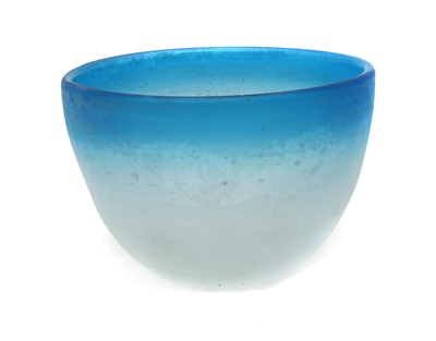 Lot 217 - A Cenedese Murano glass bowl