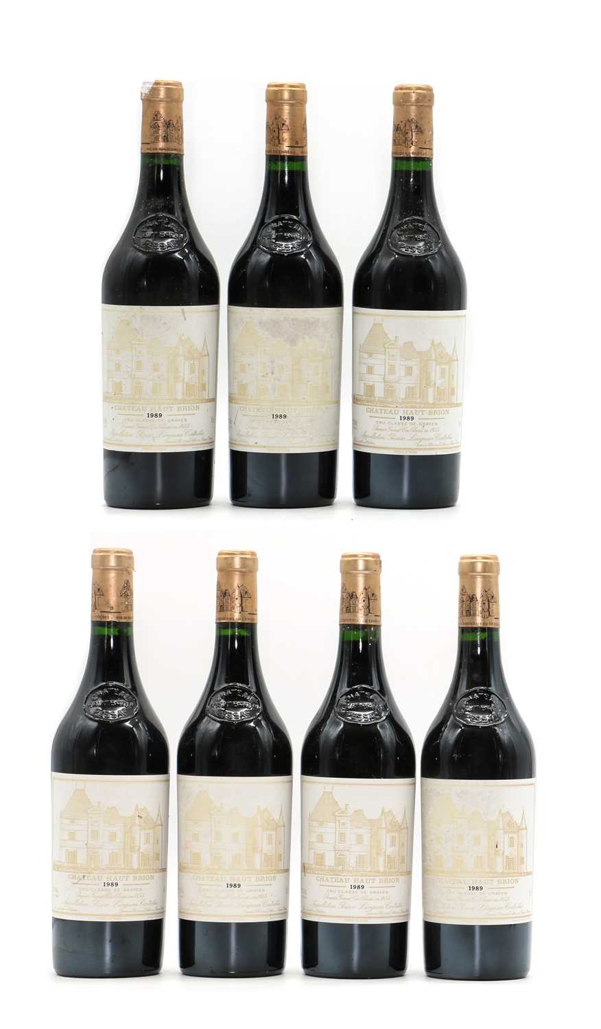 Lot 90 - Chateau Haut-Brion, Pessac-Leognan, 1989 (7)