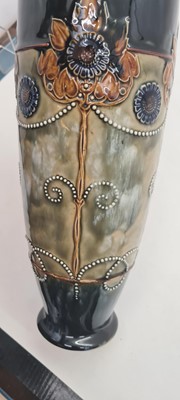 Lot 133 - A pair of Royal Doulton vases