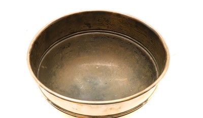 Lot 50 - A silver presentation trophy bowl