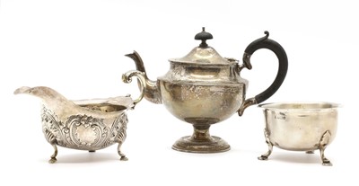 Lot 66 - A silver teapot