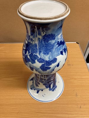 Lot 275 - A Chinese blue and white ‘phoenix-tail’ porcelain vase