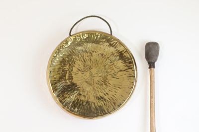 Lot 230 - A brass gong