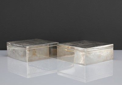 Lot 441 - A pair of silver table boxes