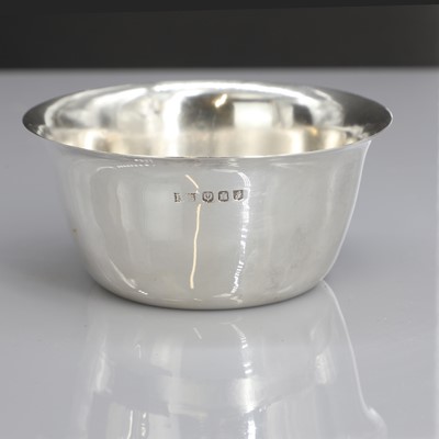 Lot 25 - A set of six silver bowls