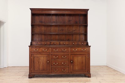 Lot 188 - An oak dresser