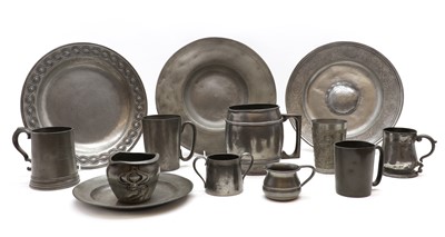 Lot 373 - A collection of pewter items