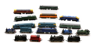 Lot 225 - A quantity of '00' gauge trains