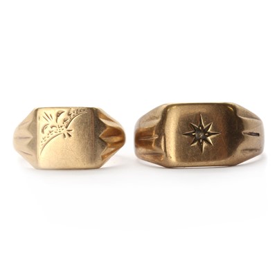 Lot 1531 - Two 9ct gold signet rings