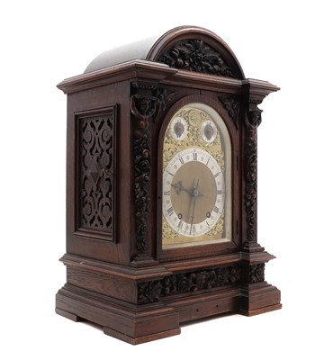 Lot 455 - A large late Victorian oak mantel clock