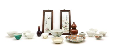 Lot 240 - A collection of Chinese and Japanese porcelain