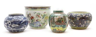 Lot 246 - A group of Chinese porcelain jars