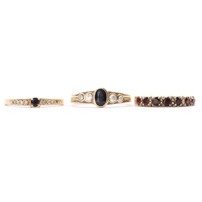 Lot 1534 - Three 9ct gold rings