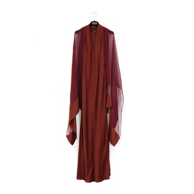 Lot 1491 - An Amanda Wakeley full length evening dress, with shawl