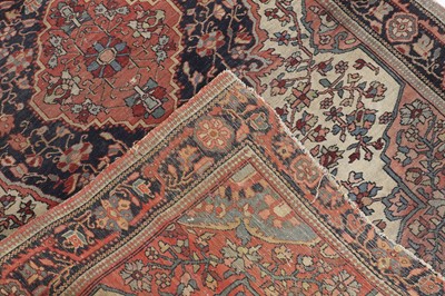 Lot 524 - A Tabriz rug