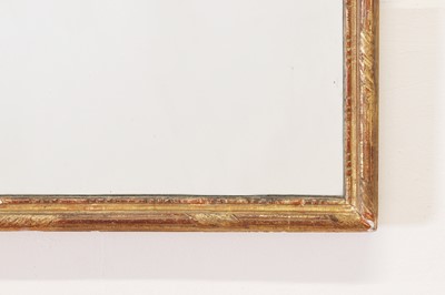 Lot 276 - A Queen Anne-style giltwood mirror