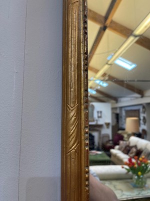 Lot 276 - A Queen Anne-style giltwood mirror