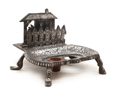 Lot 371 - An Indian silver Bidri Ware inkwell and letter rack