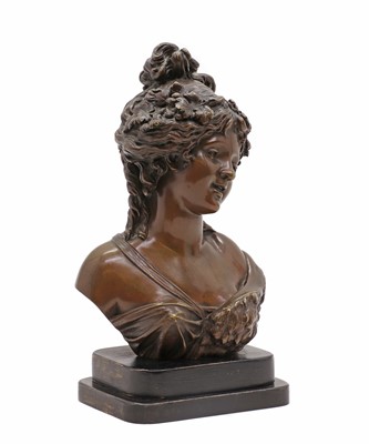Lot 432 - A bronze bust of a lady