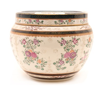 Lot 356 - A Samson of Paris porcelain jardiniere