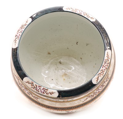 Lot 356 - A Samson of Paris porcelain jardiniere