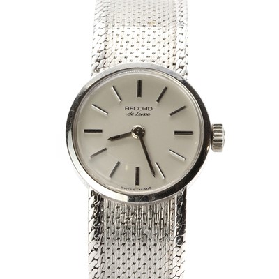 Lot 217 - A ladies' 9ct white gold Record 'De Luxe' mechanical bracelet watch