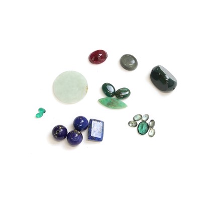 Lot 143 - A collection of unmounted gemstones