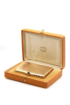 Lot 141 - A Russian gold cigarette case