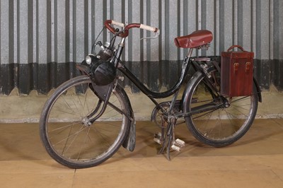 Lot 4 - A VeloSolex '330 model' motorised bicycle