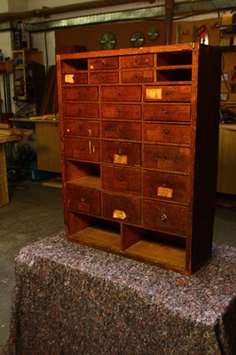 Lot 8 - A set of industrial workshop drawers