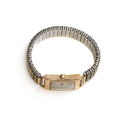 Lot 215 - A 9ct gold mechanical bracelet watch